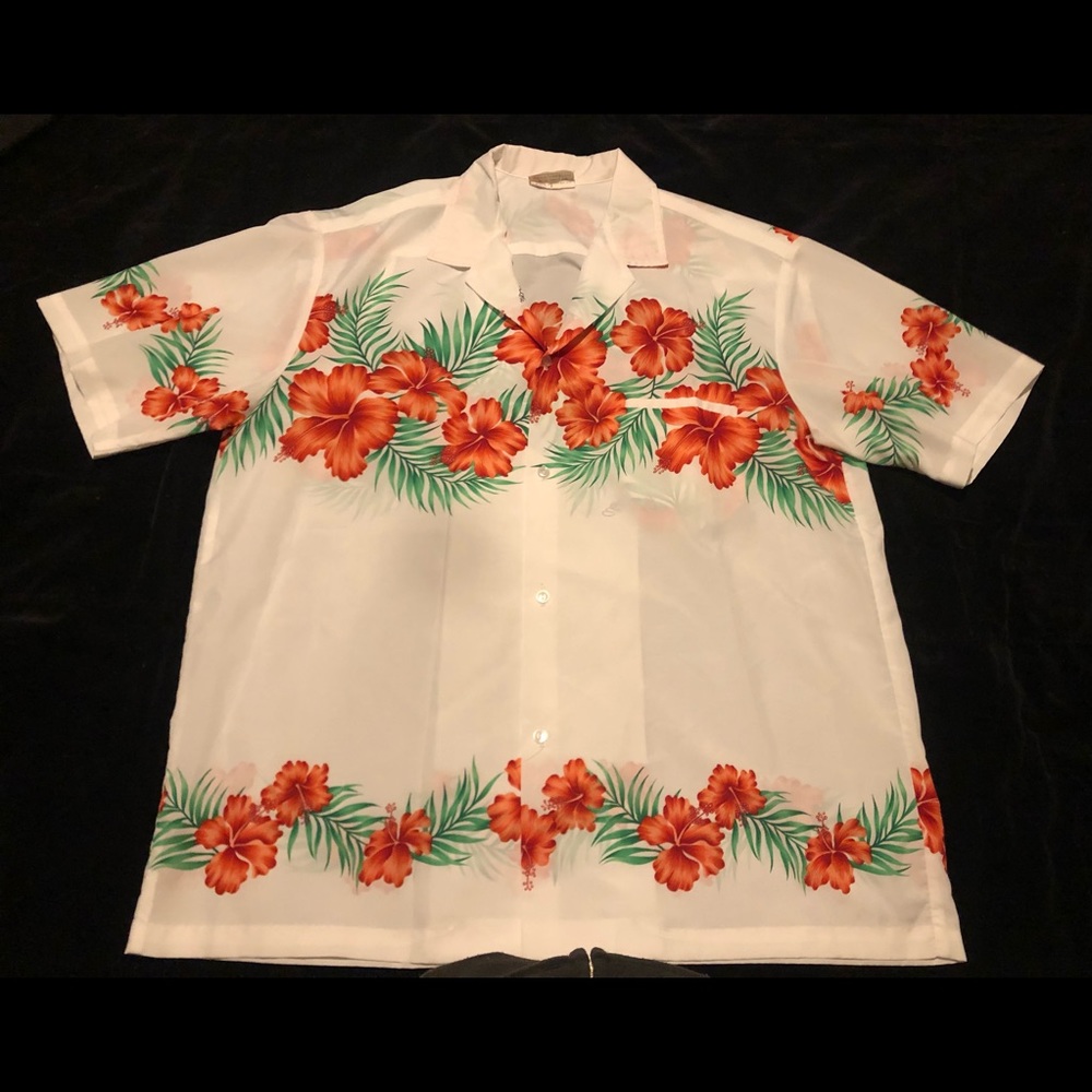 Vintage Royal Hawaiian Creations Hawaiian Shirt.